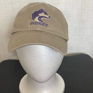 NCAA Nike Washington Huskies Tan Baseball Cap strap back adjustable